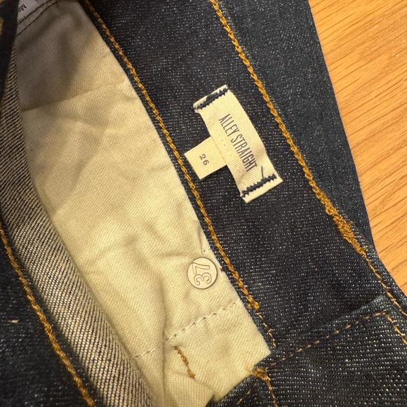 Madewell Ally Straight Jeans - Dark Wash (Size 26) - Picture 5 of 5